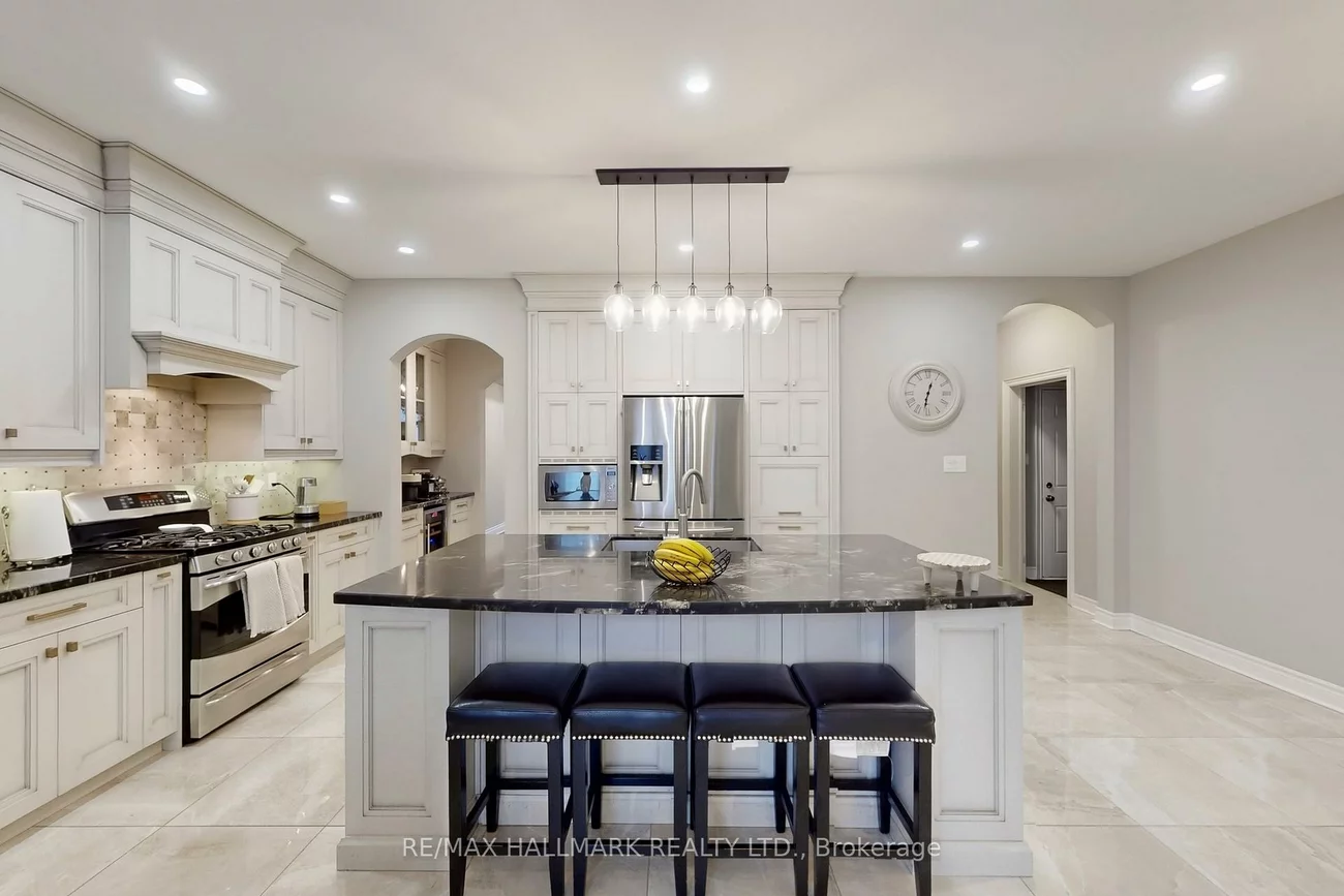 192, Tonner, Bayview Northeast, Aurora