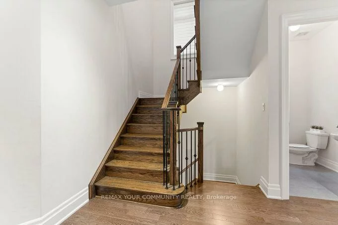 95, Strawbridge Farm, Aurora Grove, Aurora