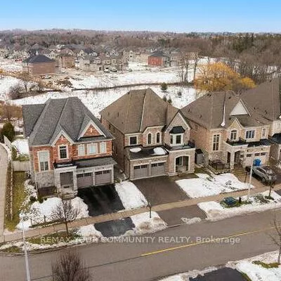 95, Strawbridge Farm, Aurora Grove, Aurora