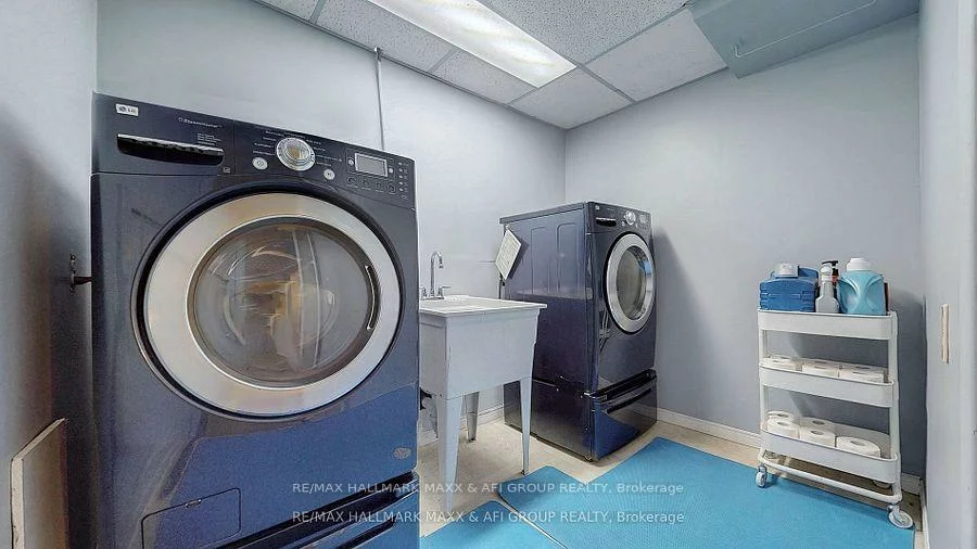 25, Sandusky, Aurora Highlands, Aurora