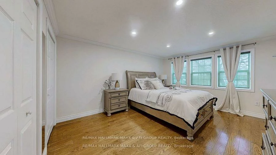 25, Sandusky, Aurora Highlands, Aurora