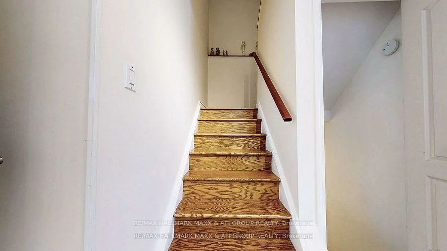 25, Sandusky, Aurora Highlands, Aurora