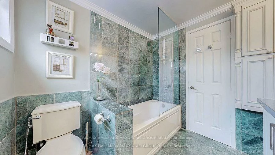 25, Sandusky, Aurora Highlands, Aurora