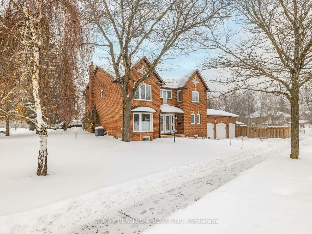 22, Willis, Aurora Highlands, Aurora