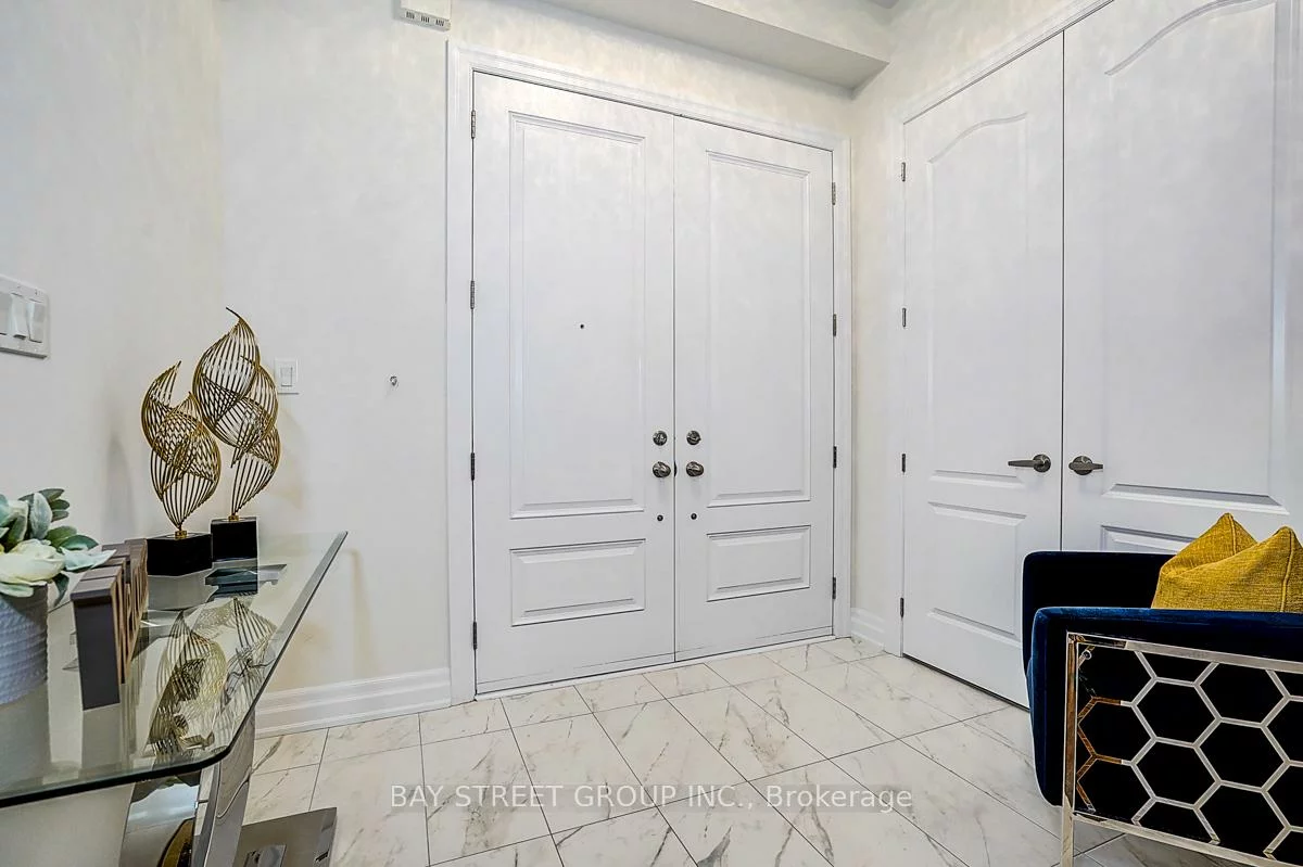 16, Botelho, Bayview Southeast, Aurora