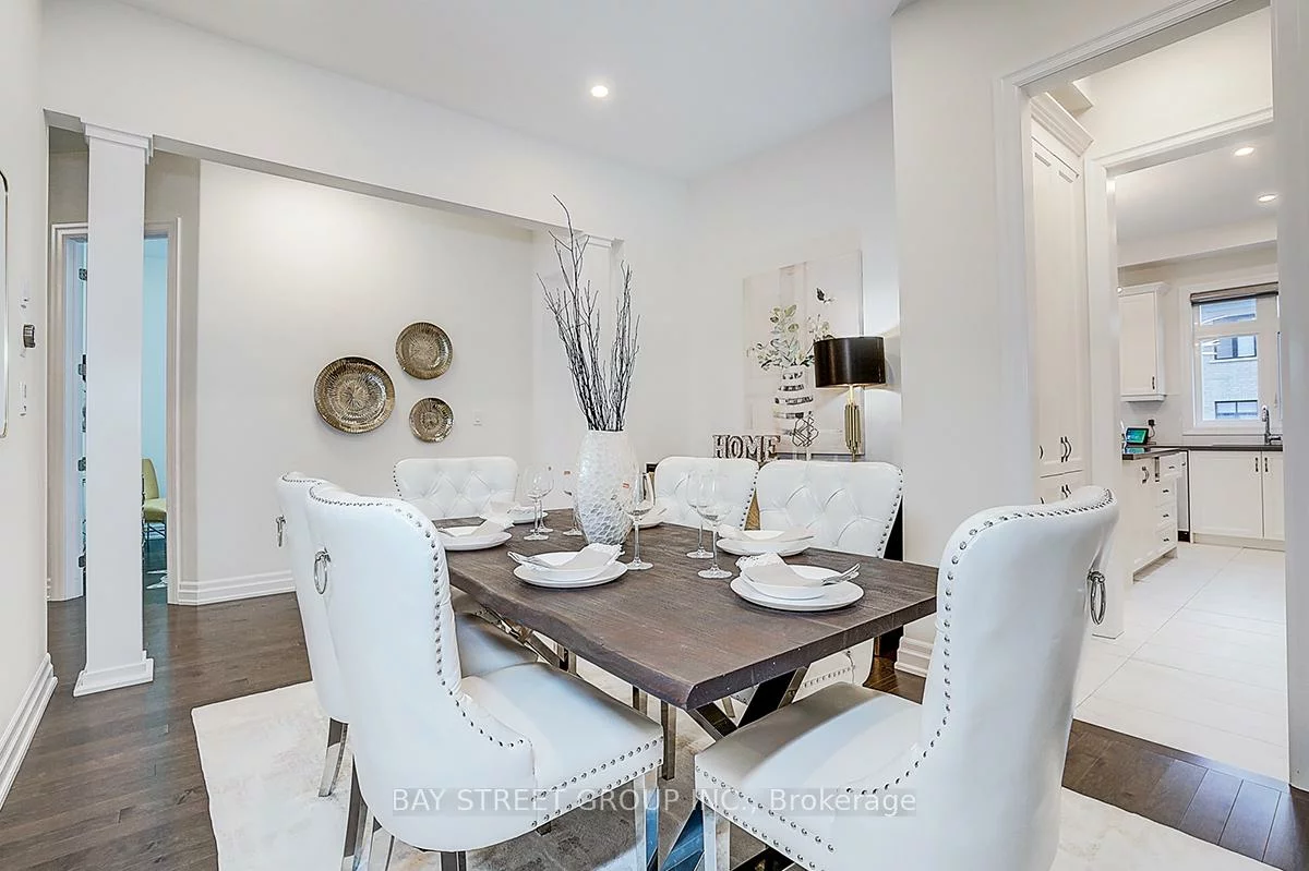 16, Botelho, Bayview Southeast, Aurora