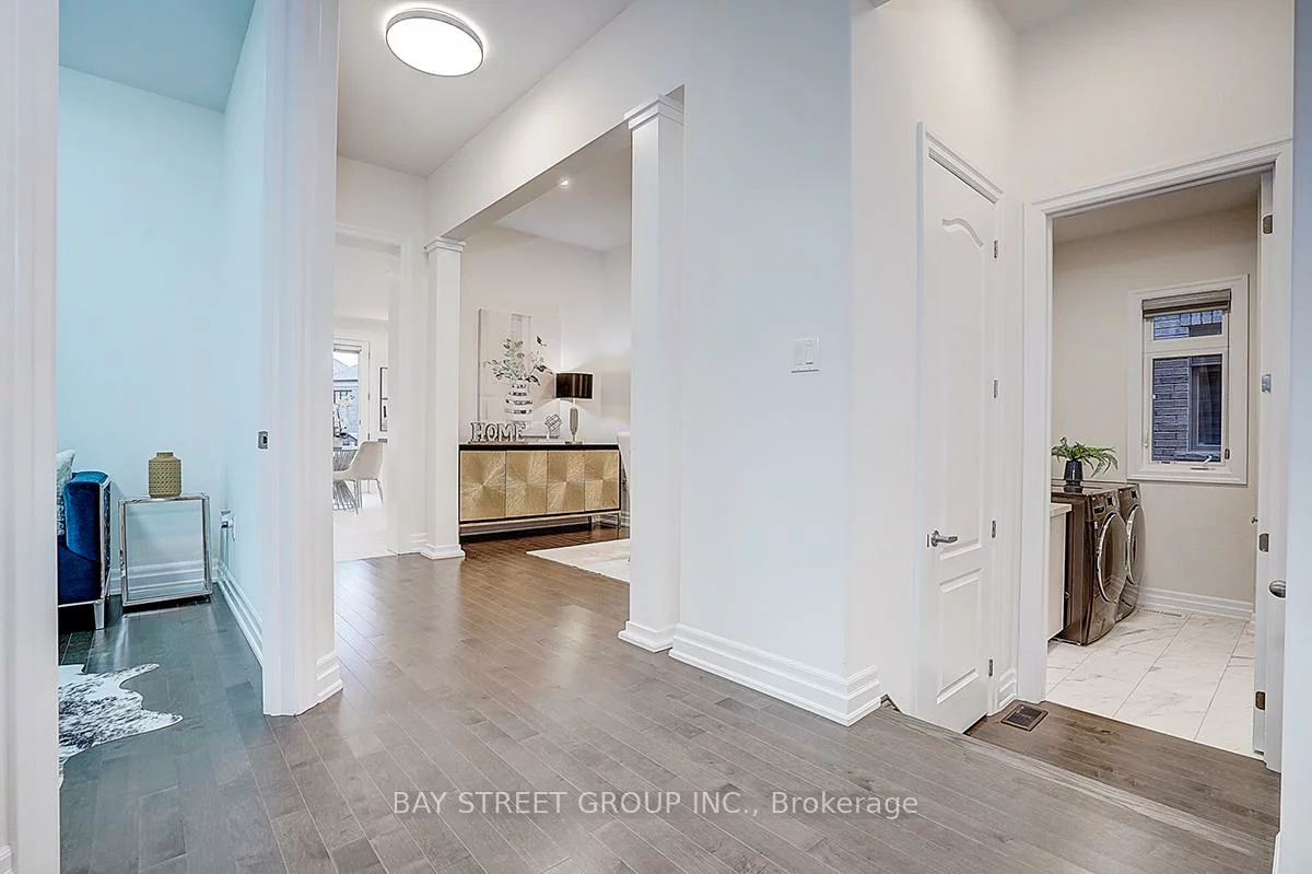 16, Botelho, Bayview Southeast, Aurora