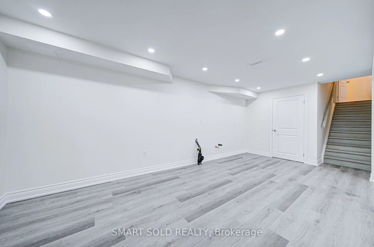 99, Chouinard, Rural Aurora, Aurora