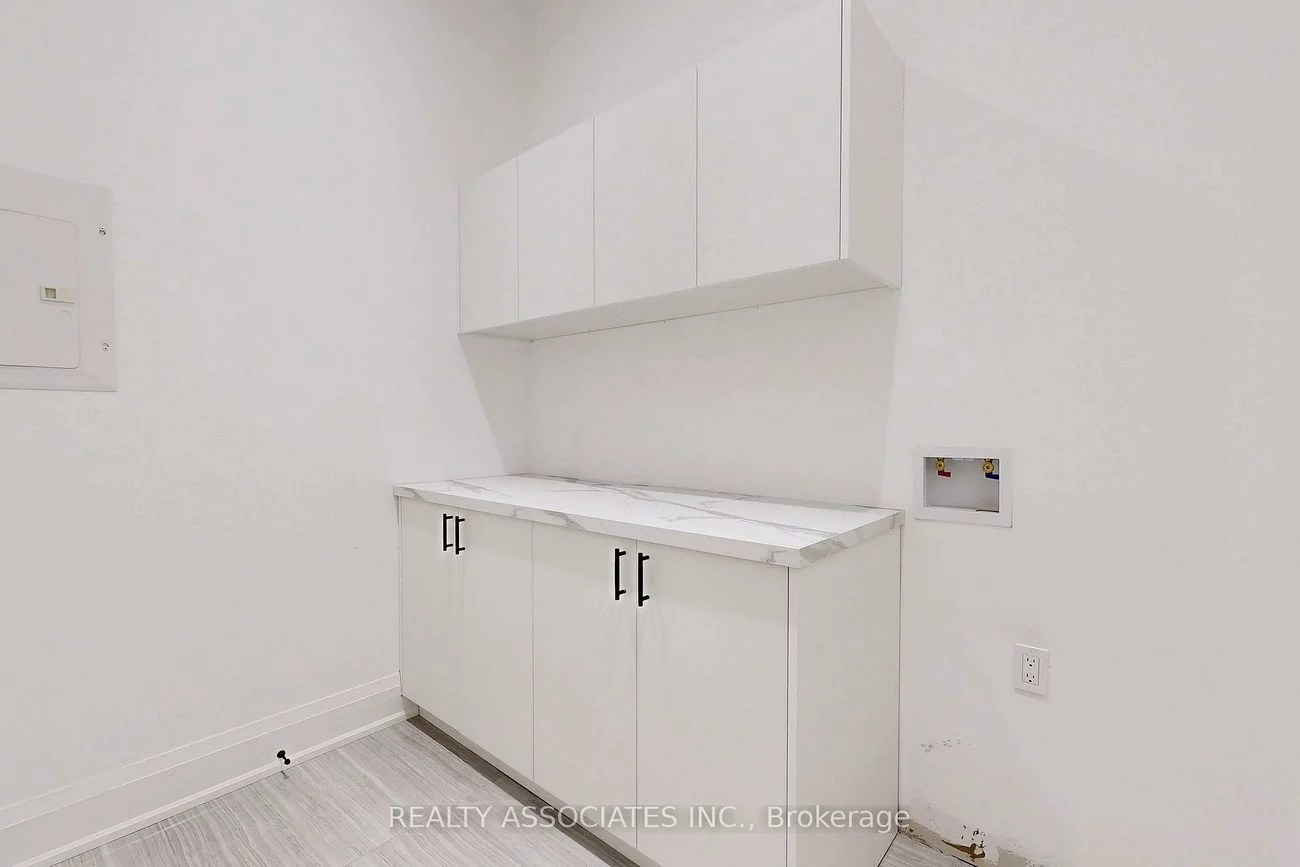 32, Cossar, Aurora Highlands, Aurora