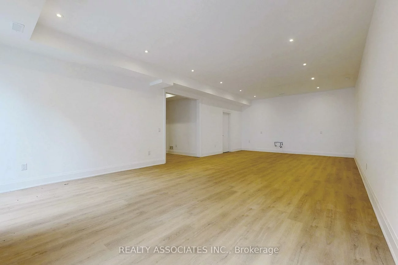 32, Cossar, Aurora Highlands, Aurora