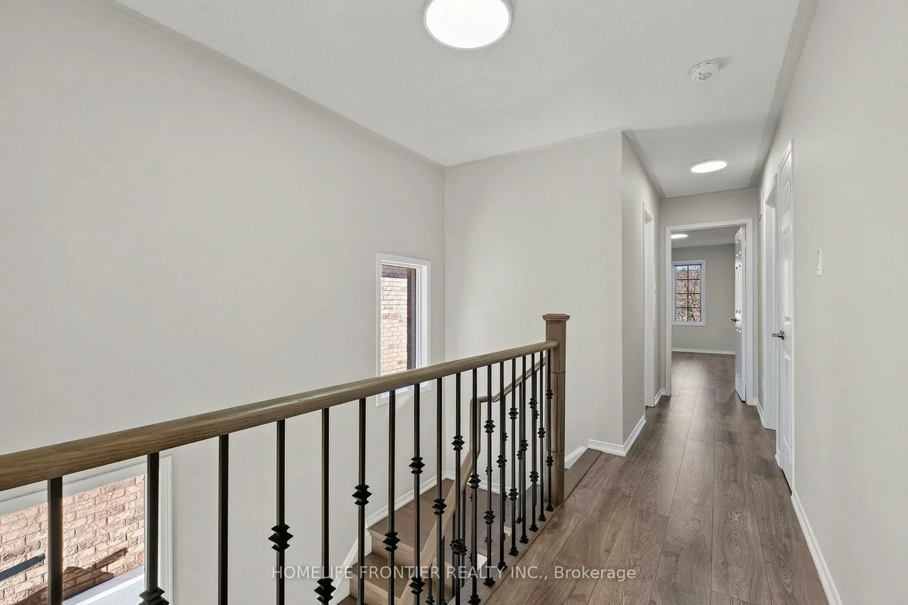 19, Bowler, Bayview Wellington, Aurora