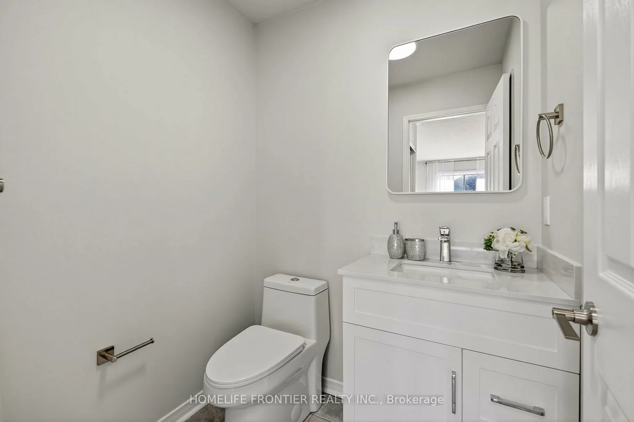 19, Bowler, Bayview Wellington, Aurora