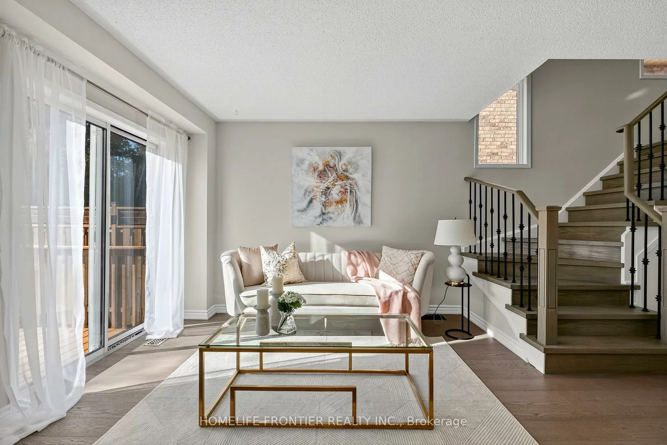 19, Bowler, Bayview Wellington, Aurora