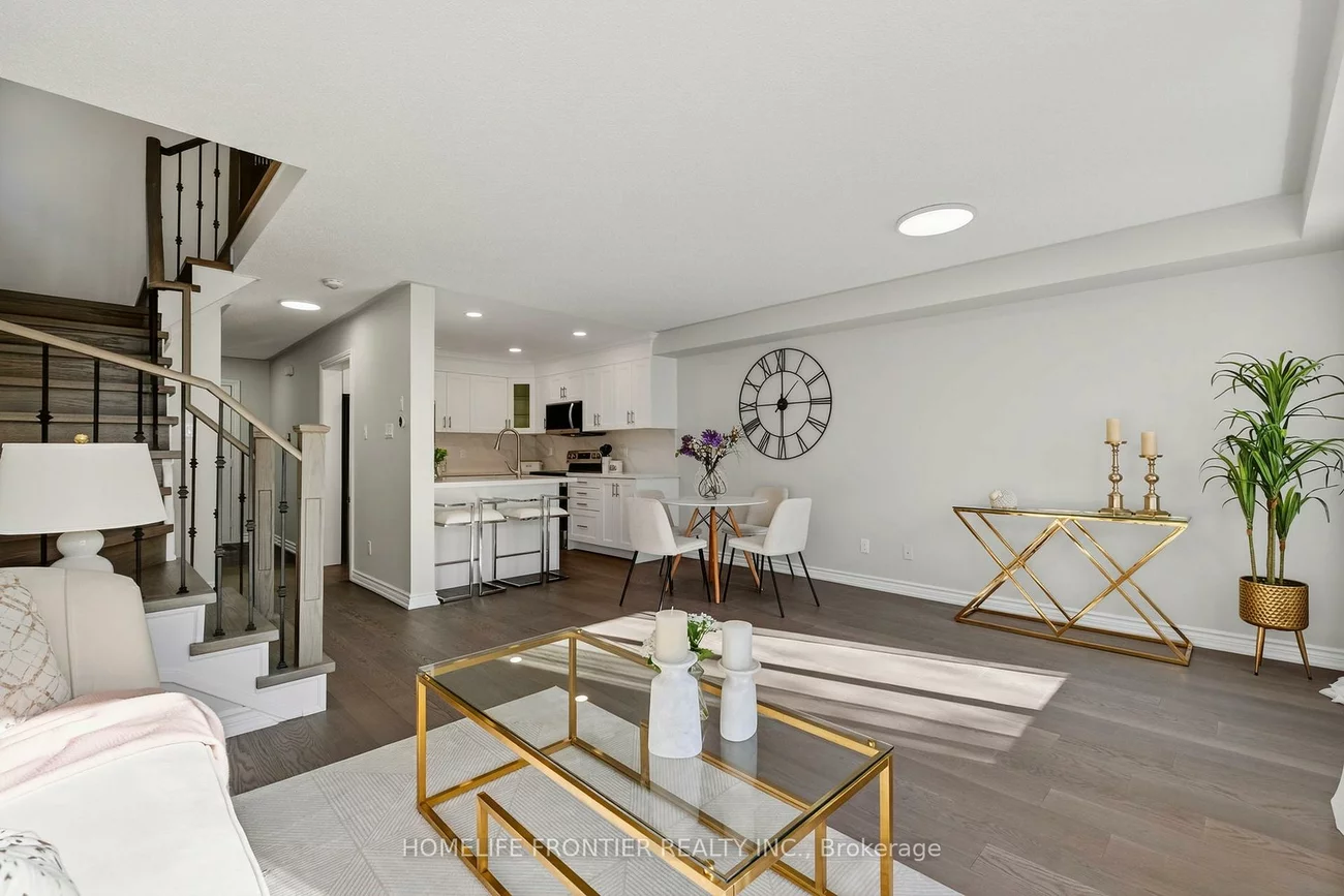 19, Bowler, Bayview Wellington, Aurora