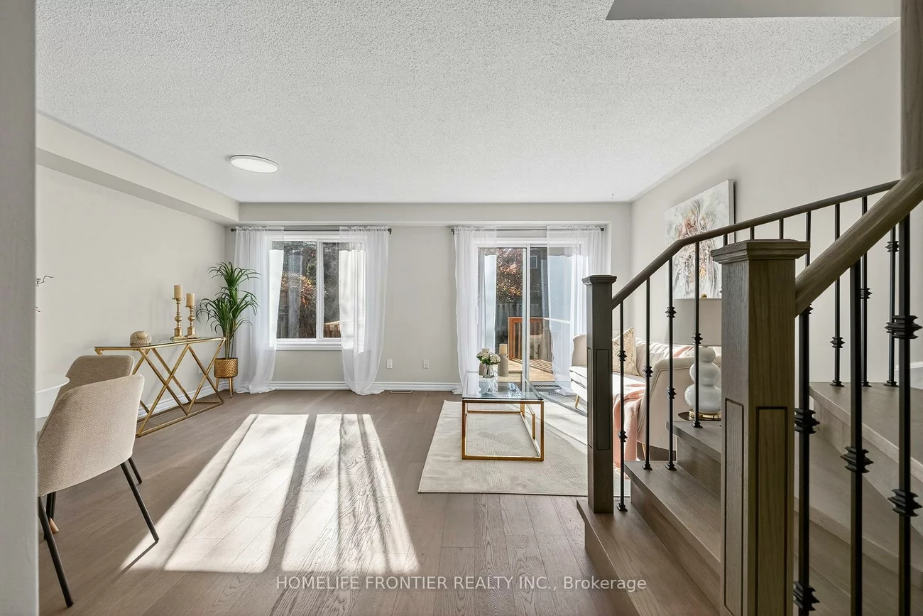 19, Bowler, Bayview Wellington, Aurora