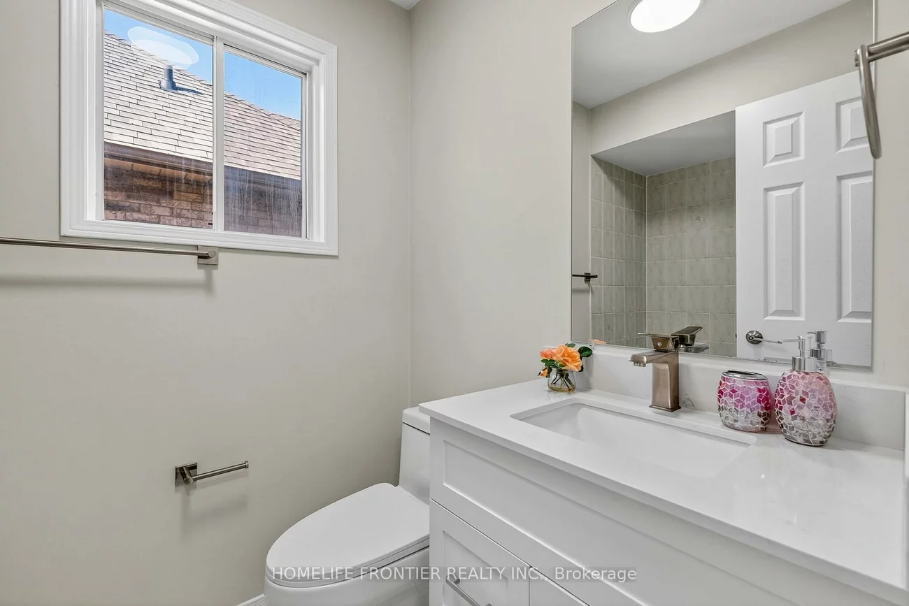 19, Bowler, Bayview Wellington, Aurora