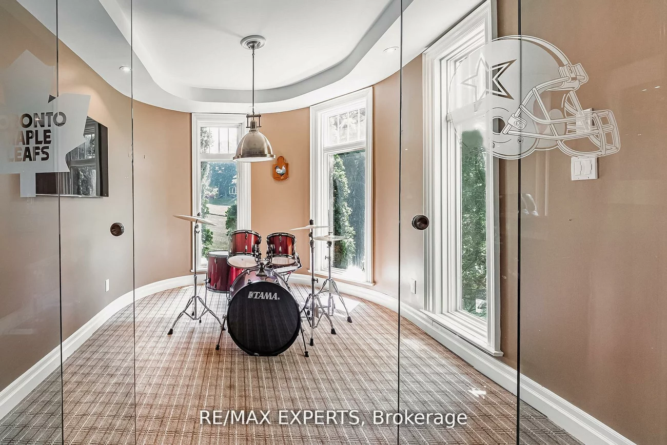 8, Alm, Aurora Estates, Aurora