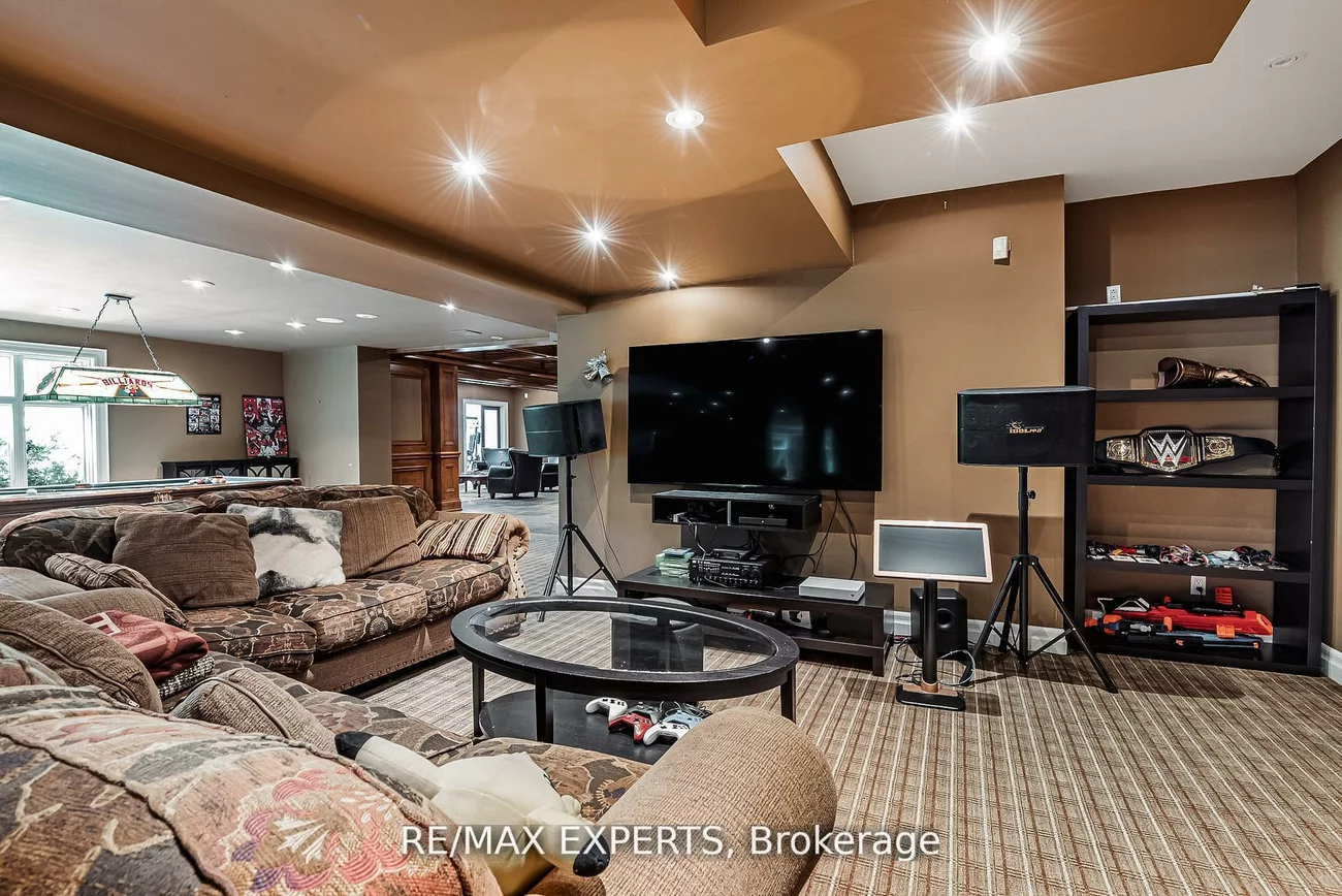 8, Alm, Aurora Estates, Aurora