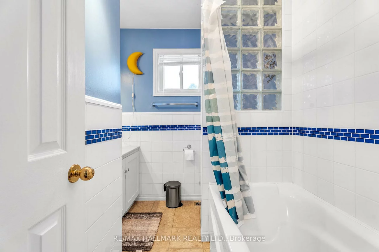 235, Kemano, Aurora Heights, Aurora