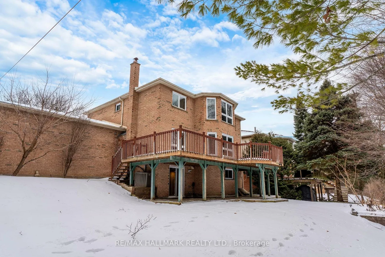 235, Kemano, Aurora Heights, Aurora