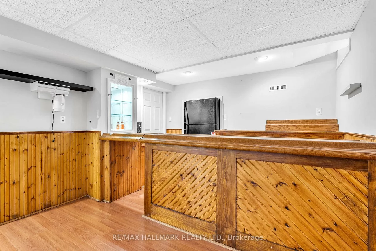 235, Kemano, Aurora Heights, Aurora