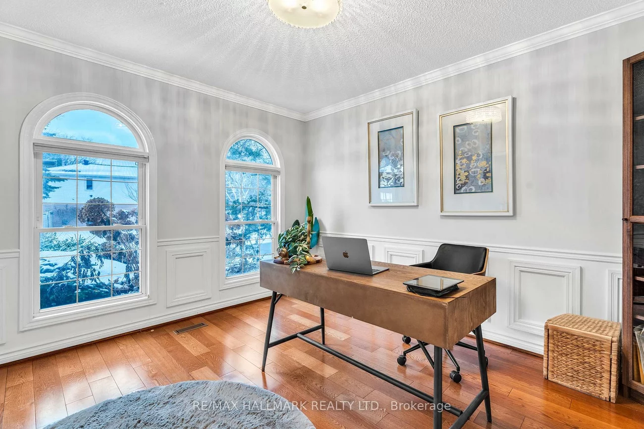 235, Kemano, Aurora Heights, Aurora