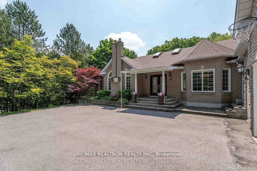 15, Treegrove, Hills of St Andrew, Aurora