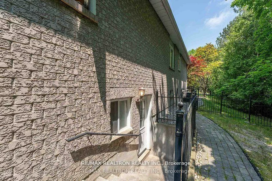 15, Treegrove, Hills of St Andrew, Aurora