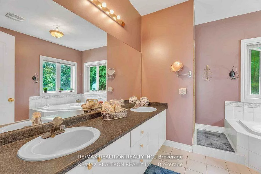 15, Treegrove, Hills of St Andrew, Aurora