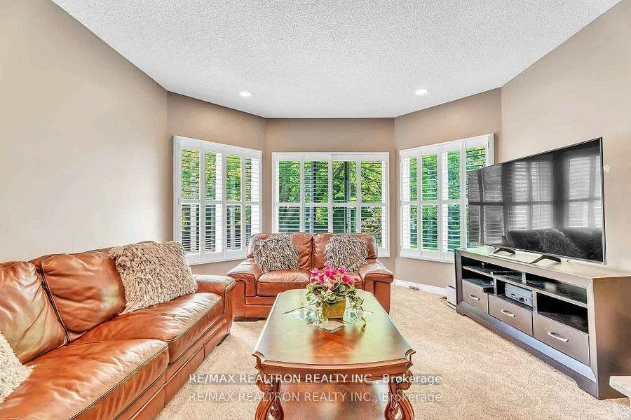 15, Treegrove, Hills of St Andrew, Aurora