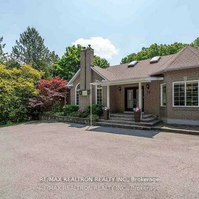 15, Treegrove, Hills of St Andrew, Aurora