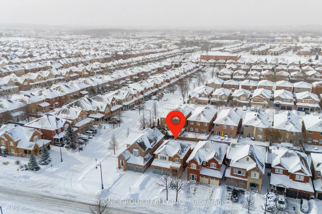 156, Mavrinac, Bayview Northeast, Aurora