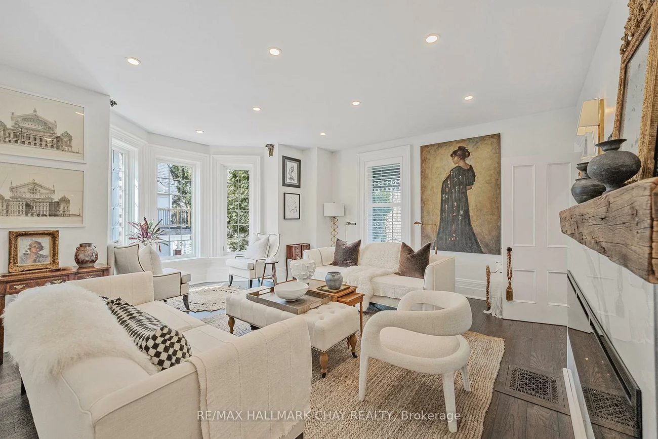 11, Catherine, Aurora Village, Aurora