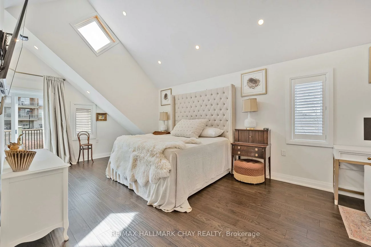 11, Catherine, Aurora Village, Aurora