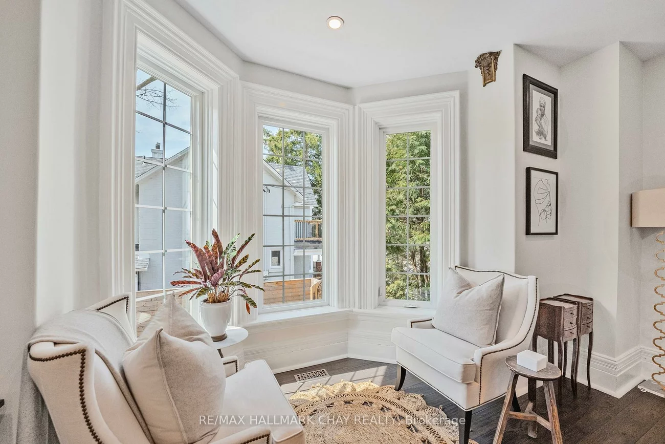 11, Catherine, Aurora Village, Aurora