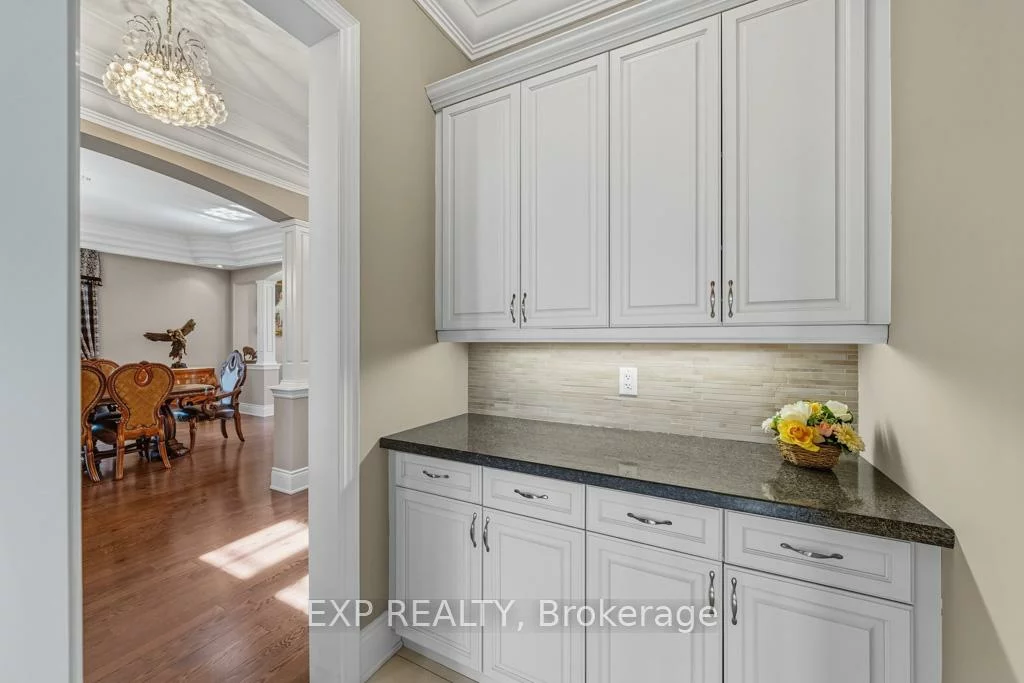 22, Longthorpe, Bayview Southeast, Aurora