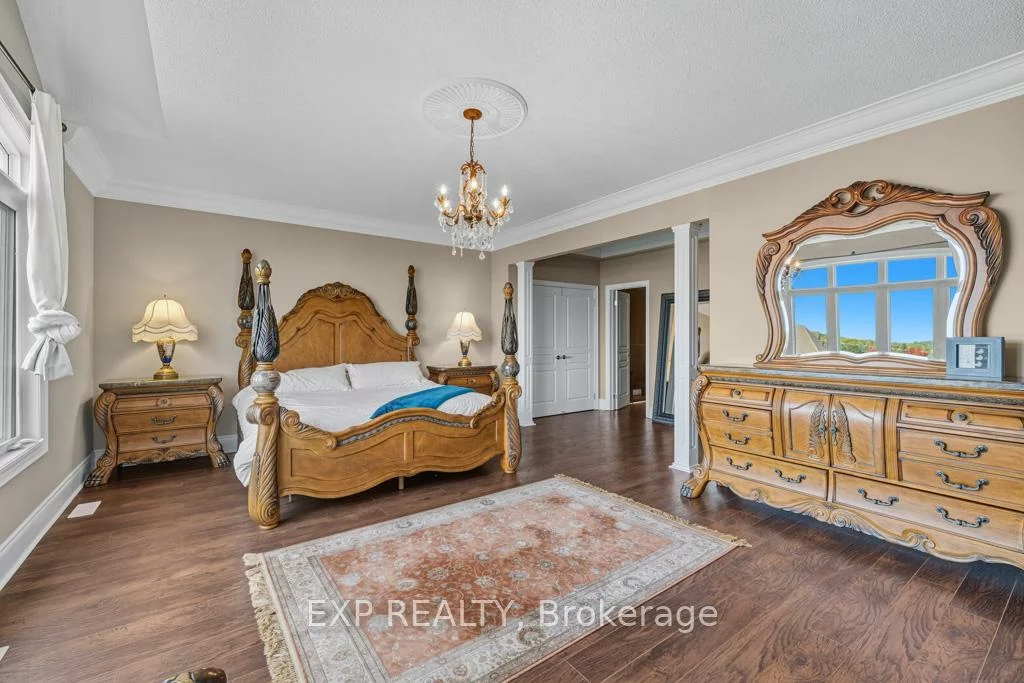 22, Longthorpe, Bayview Southeast, Aurora