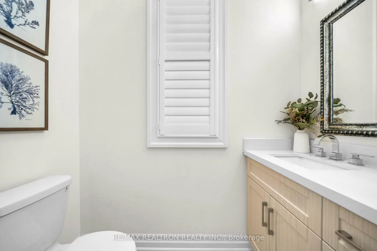 11, Botelho, Bayview Southeast, Aurora