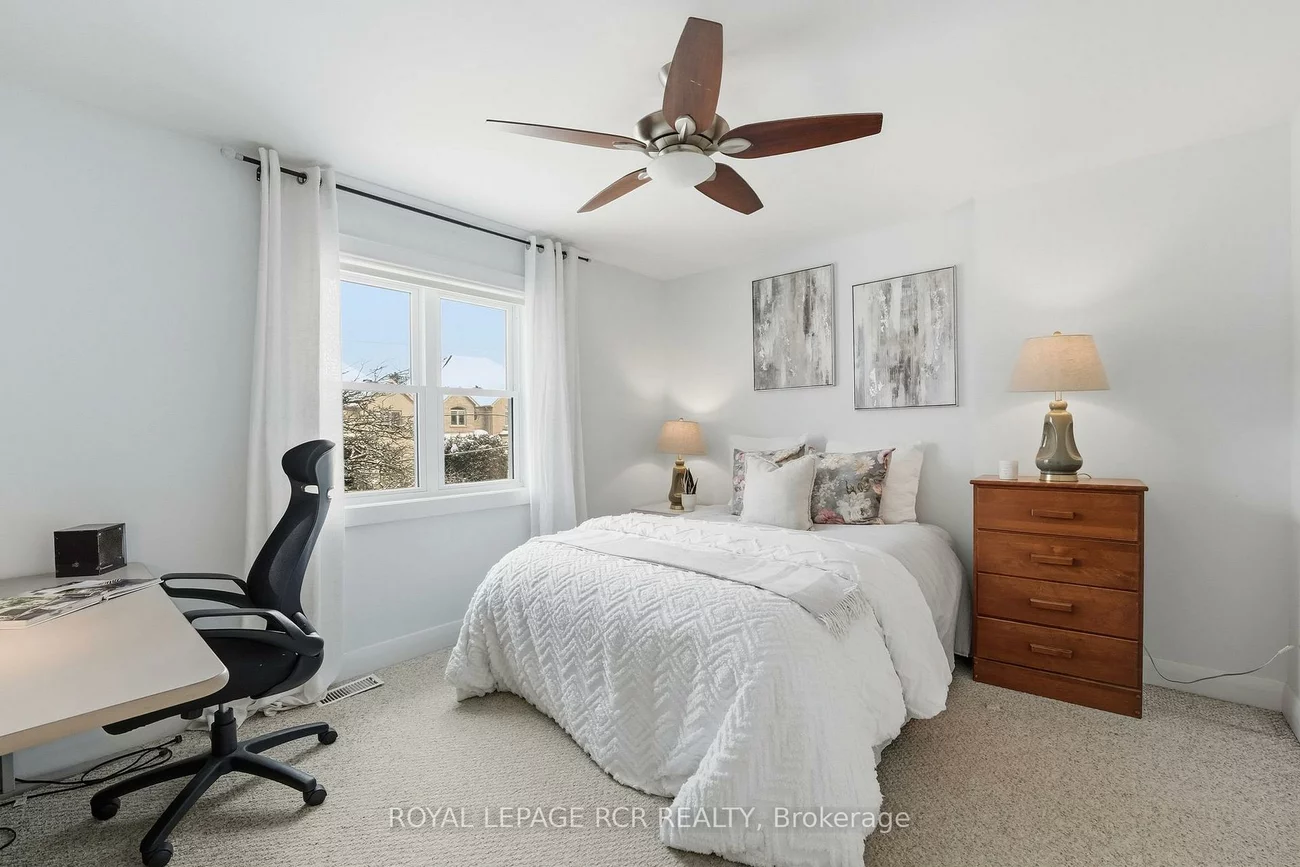 117, Tyler, Aurora Village, Aurora