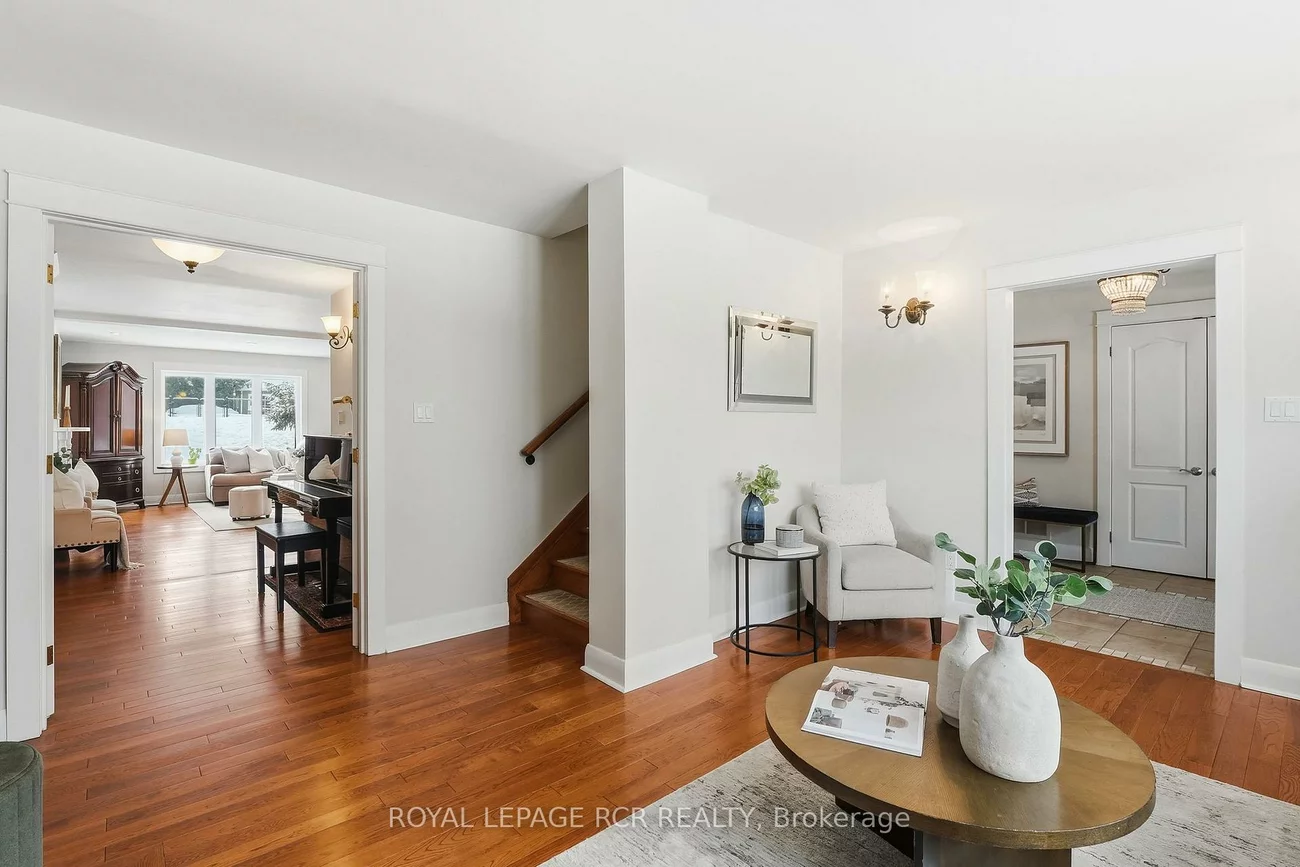 117, Tyler, Aurora Village, Aurora