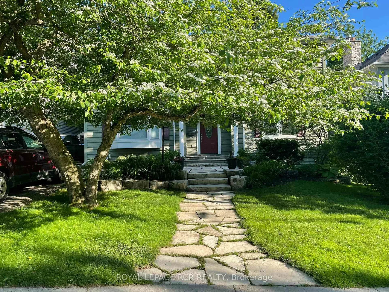 117, Tyler, Aurora Village, Aurora