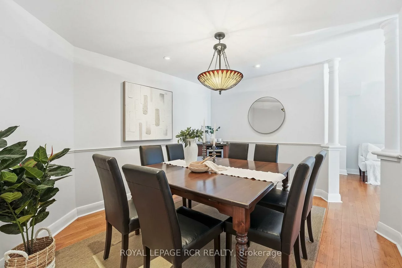 117, Tyler, Aurora Village, Aurora