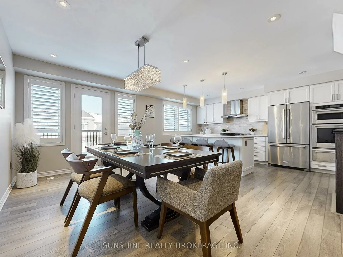 60, Stocks, Rural Aurora, Aurora