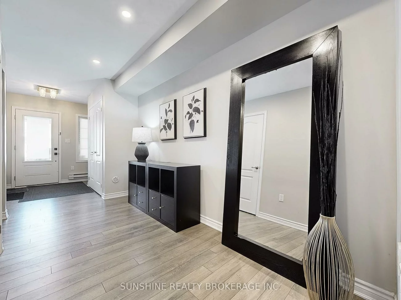 60, Stocks, Rural Aurora, Aurora