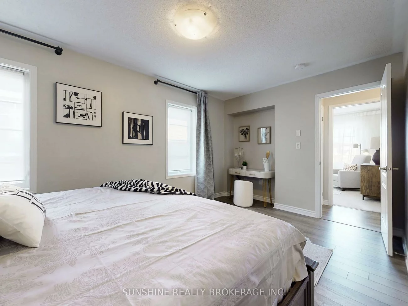 60, Stocks, Rural Aurora, Aurora