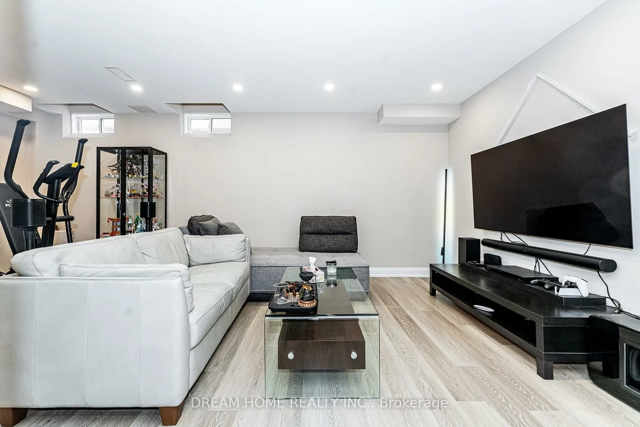 11, Homer, Rural Aurora, Aurora