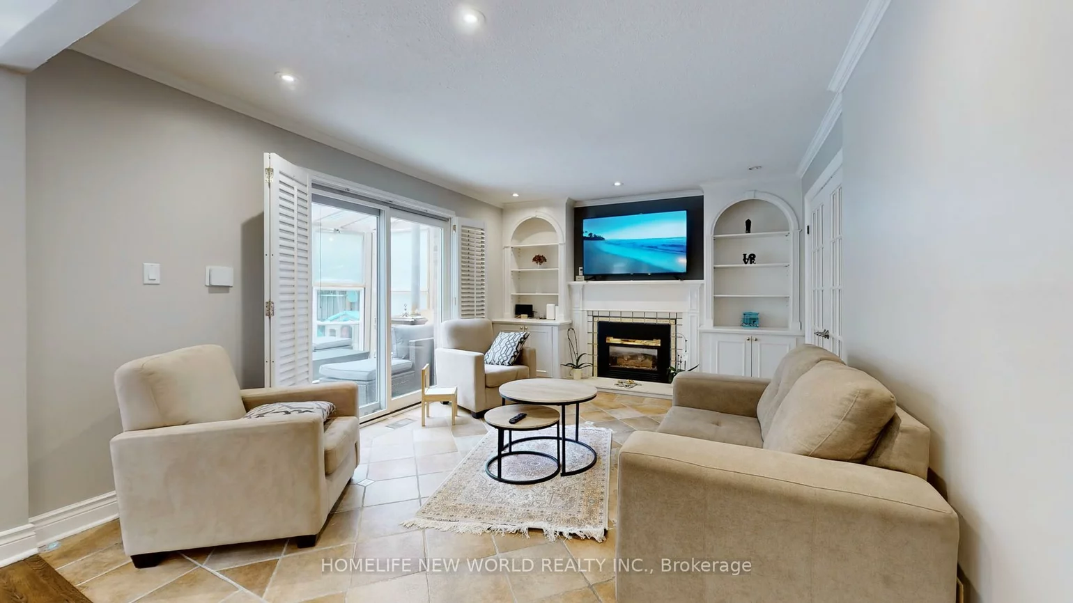 33, Beatty, Aurora Highlands, Aurora