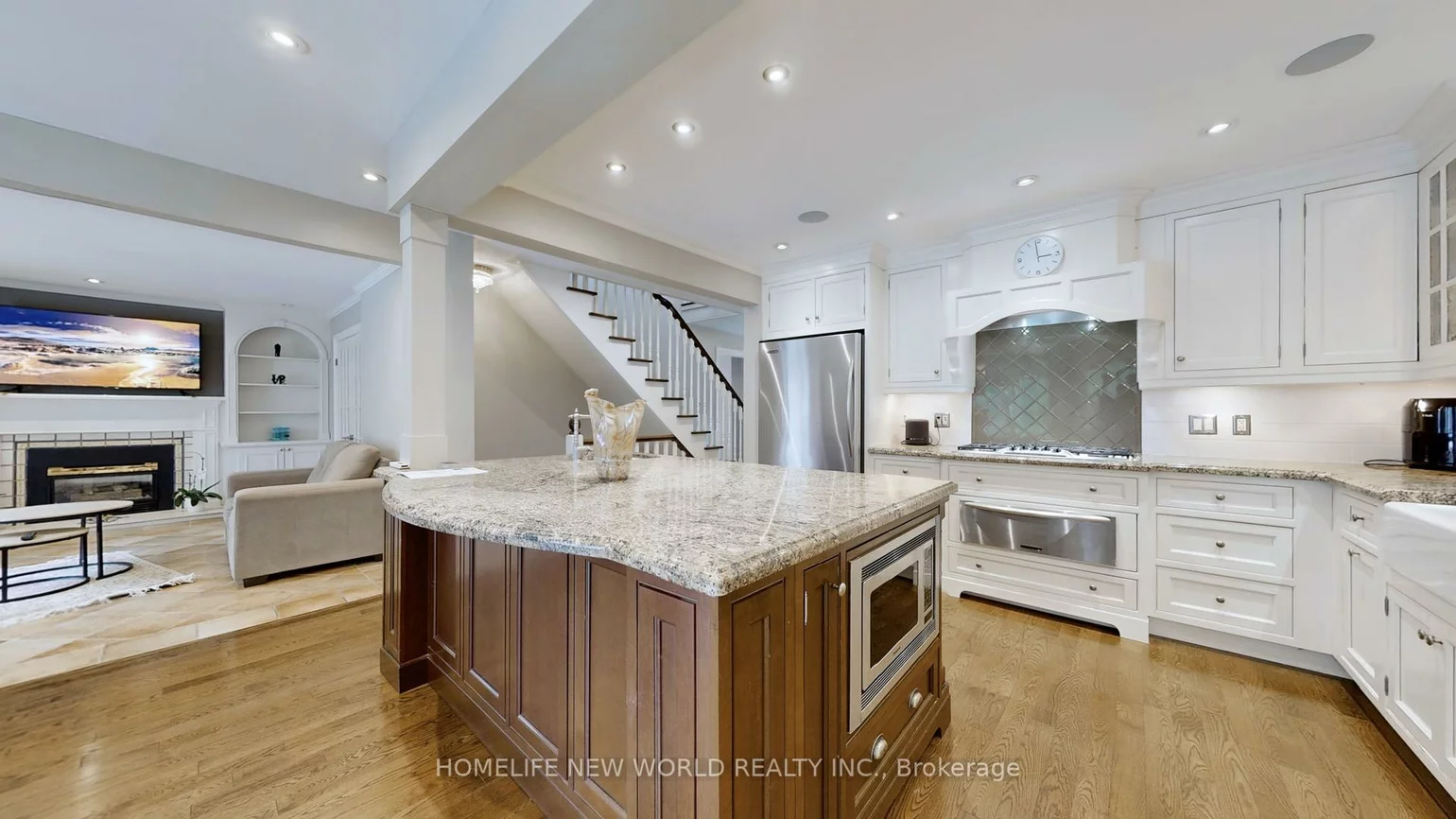 33, Beatty, Aurora Highlands, Aurora