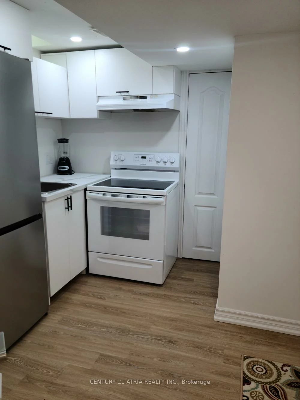 102, Woodroof, Bayview Wellington, Aurora