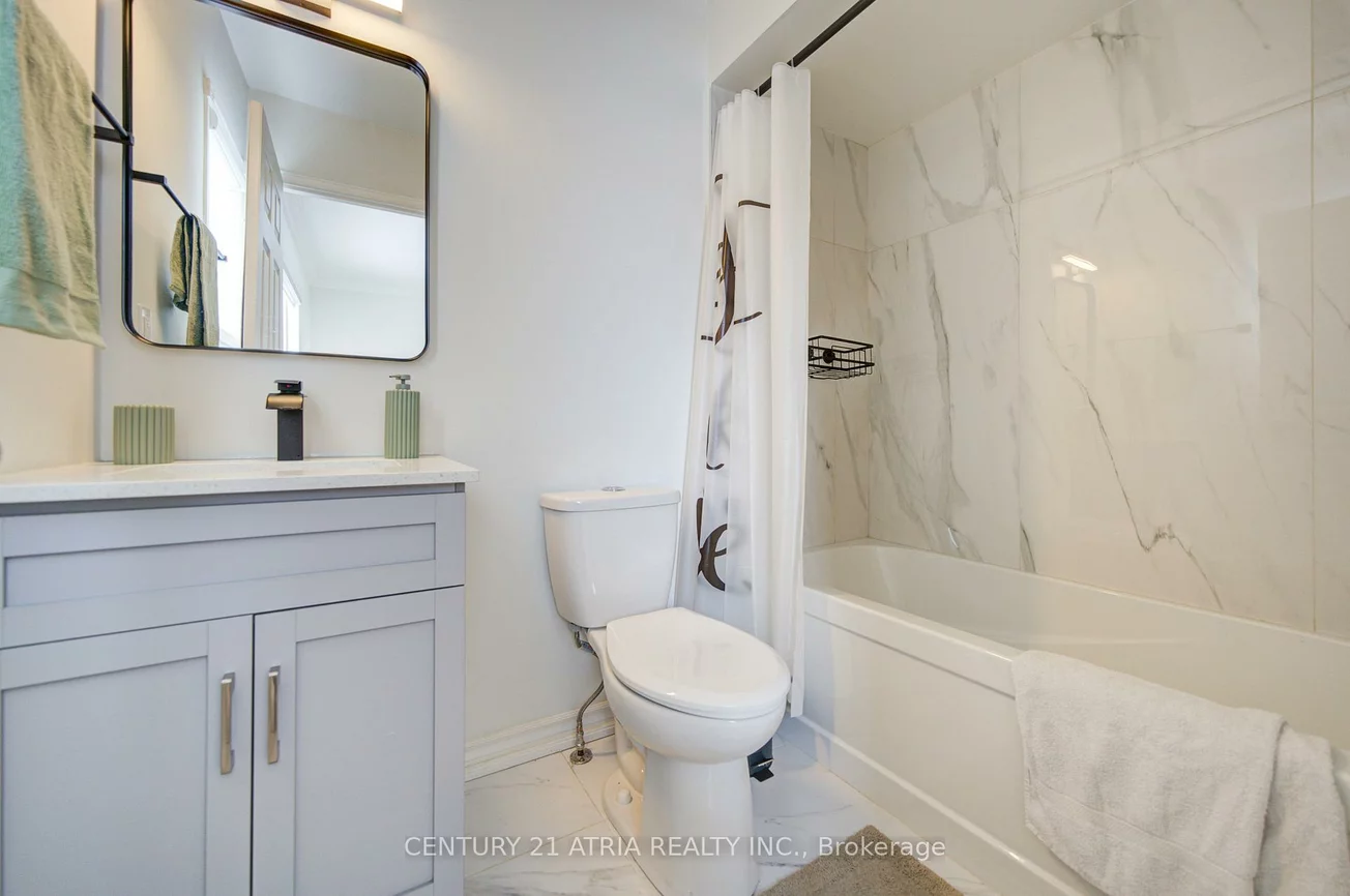 102, Woodroof, Bayview Wellington, Aurora